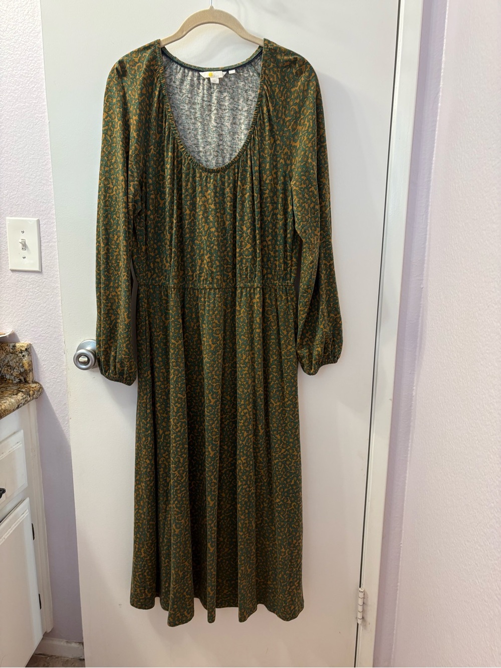 Sold - Picture 2 of 11